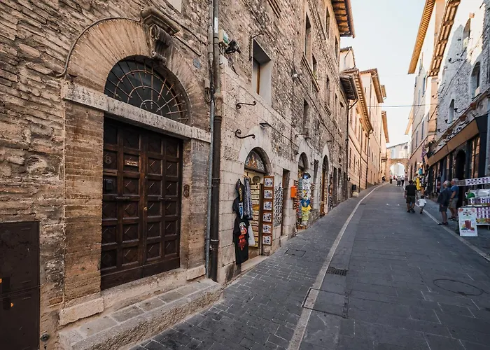 Casa Vacanze Frate Elia - A 50 Mt Dalla Basilica Di San Francesco